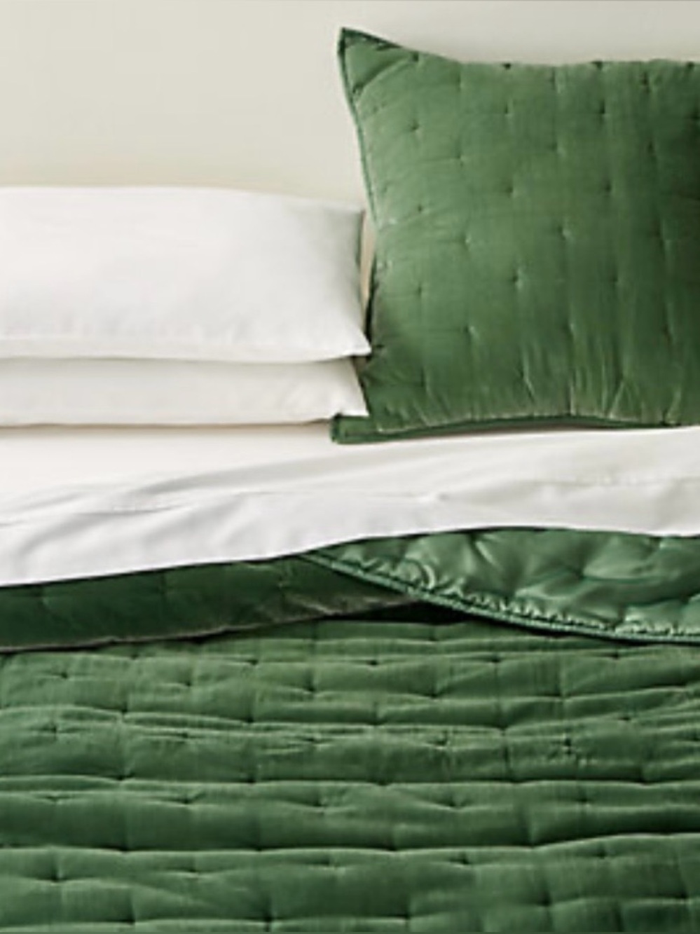 Crate & Barrel Green Audra Velvet Full/Queen Quilt includes Two Euro Shams Rare